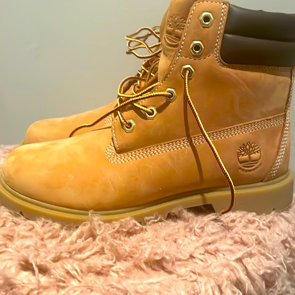 Timberland Boots Women’s Size 7.5 Brand New Never Used
